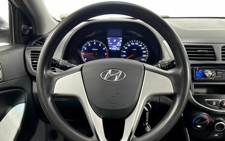 Hyundai Solaris II рестайлинг, 2012 год, 750 000 рублей, 16 фотография