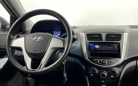 Hyundai Solaris II рестайлинг, 2012 год, 750 000 рублей, 15 фотография