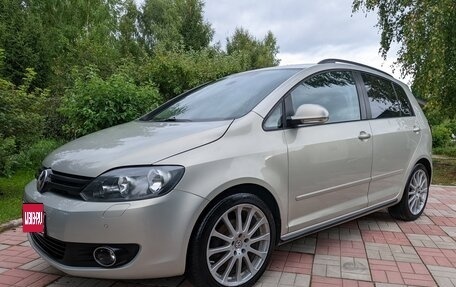 Volkswagen Golf Plus II, 2012 год, 890 000 рублей, 1 фотография