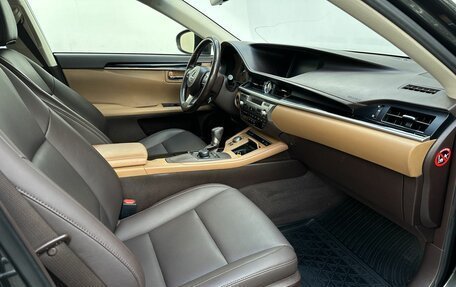 Lexus ES VII, 2018 год, 2 100 000 рублей, 13 фотография
