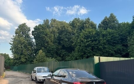 BMW 5 серия, 2014 год, 1 780 000 рублей, 2 фотография