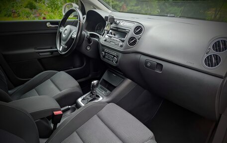 Volkswagen Golf Plus II, 2012 год, 890 000 рублей, 22 фотография