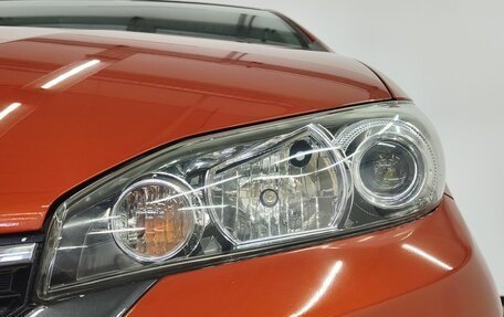 Toyota Wish II, 2012 год, 1 389 000 рублей, 9 фотография