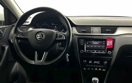 Skoda Rapid I, 2018 год, 1 155 000 рублей, 15 фотография