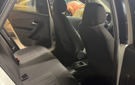Volkswagen Polo VI (EU Market), 2016 год, 450 000 рублей, 11 фотография
