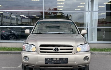 Toyota Highlander III, 2005 год, 920 000 рублей, 2 фотография
