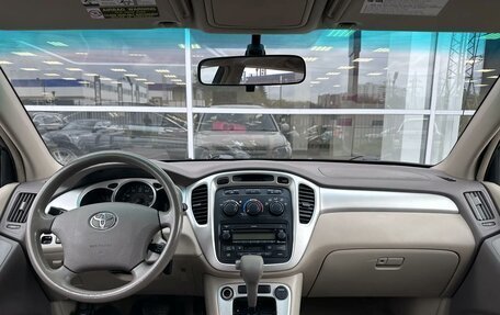 Toyota Highlander III, 2005 год, 920 000 рублей, 7 фотография