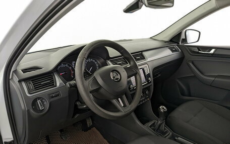 Skoda Rapid I, 2019 год, 900 000 рублей, 16 фотография