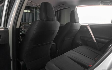 Toyota RAV4, 2013 год, 1 999 000 рублей, 11 фотография