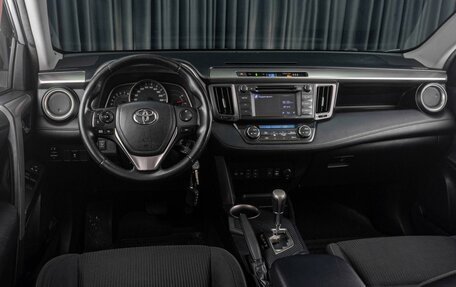 Toyota RAV4, 2013 год, 1 999 000 рублей, 6 фотография