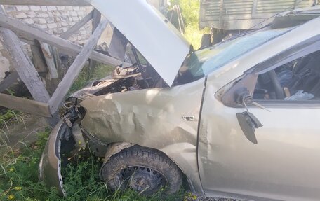 Renault Logan II, 2017 год, 150 000 рублей, 3 фотография