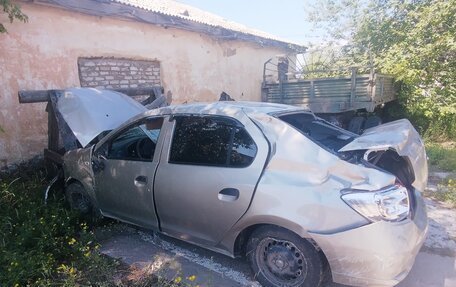Renault Logan II, 2017 год, 150 000 рублей, 6 фотография