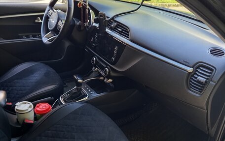 KIA Rio IV, 2021 год, 1 750 000 рублей, 13 фотография