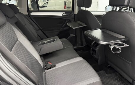 Volkswagen Tiguan II, 2017 год, 1 630 000 рублей, 16 фотография