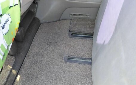 Toyota Regius, 1999 год, 1 250 000 рублей, 7 фотография