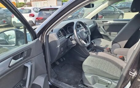 Volkswagen Tiguan II, 2022 год, 2 172 000 рублей, 6 фотография