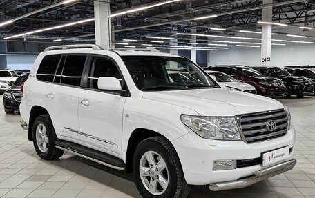 Toyota Land Cruiser 200, 2011 год, 2 899 000 рублей, 2 фотография
