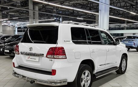 Toyota Land Cruiser 200, 2011 год, 2 899 000 рублей, 3 фотография