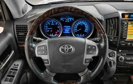 Toyota Land Cruiser 200, 2011 год, 2 899 000 рублей, 14 фотография