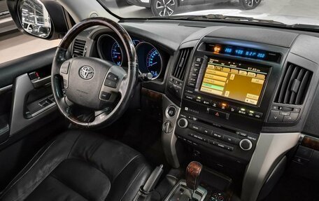 Toyota Land Cruiser 200, 2011 год, 2 899 000 рублей, 11 фотография
