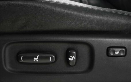 Toyota Land Cruiser 200, 2011 год, 2 899 000 рублей, 23 фотография