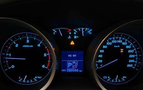 Toyota Land Cruiser 200, 2011 год, 2 899 000 рублей, 31 фотография