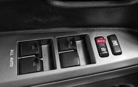 Toyota Land Cruiser 200, 2011 год, 2 899 000 рублей, 22 фотография