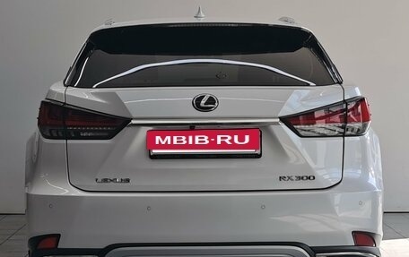 Lexus RX IV рестайлинг, 2019 год, 5 250 000 рублей, 6 фотография