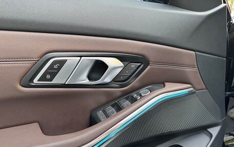 BMW 3 серия, 2023 год, 2 740 000 рублей, 22 фотография