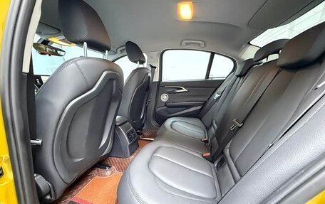 BMW 1 серия, 2022 год, 1 290 000 рублей, 13 фотография