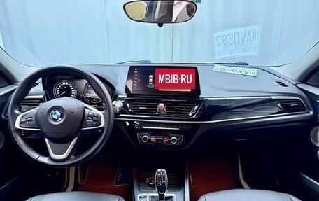 BMW 1 серия, 2022 год, 1 290 000 рублей, 14 фотография