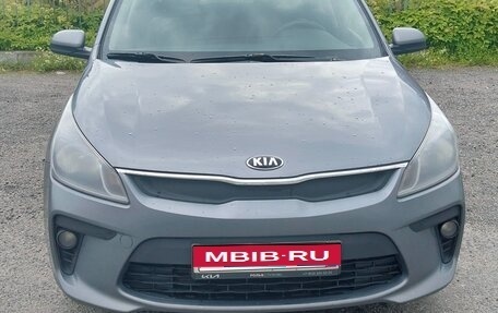 KIA Rio IV, 2018 год, 890 000 рублей, 1 фотография