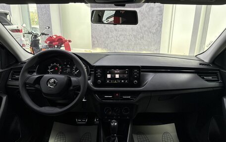Skoda Rapid II, 2021 год, 1 695 000 рублей, 30 фотография