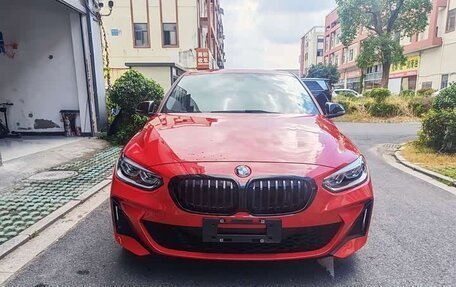 BMW 1 серия, 2023 год, 1 370 000 рублей, 2 фотография