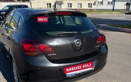 Opel Astra J, 2010 год, 745 000 рублей, 4 фотография
