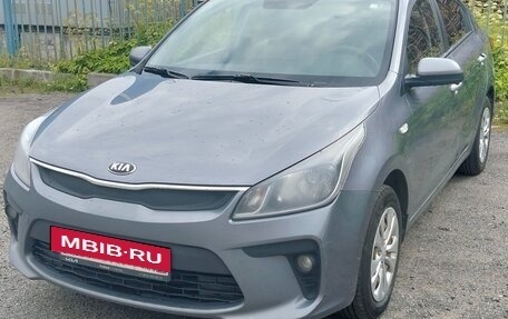 KIA Rio IV, 2018 год, 890 000 рублей, 2 фотография