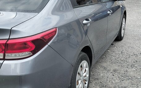 KIA Rio IV, 2018 год, 890 000 рублей, 5 фотография