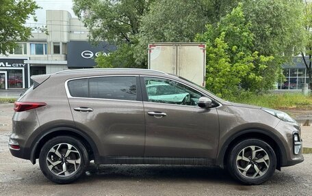KIA Sportage IV рестайлинг, 2018 год, 1 850 000 рублей, 4 фотография