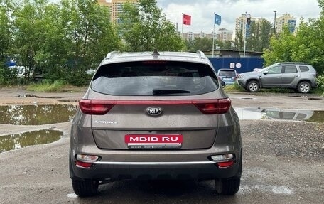 KIA Sportage IV рестайлинг, 2018 год, 1 850 000 рублей, 6 фотография