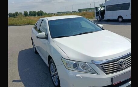 Toyota Camry, 2014 год, 1 600 000 рублей, 2 фотография