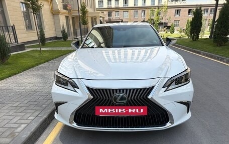 Lexus ES VII, 2020 год, 3 550 000 рублей, 2 фотография