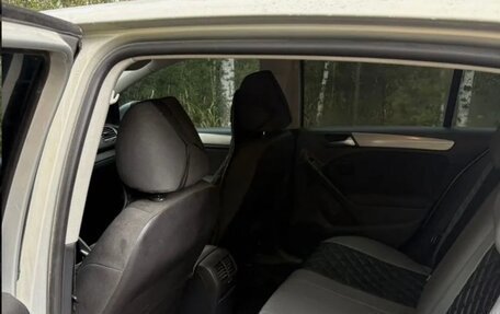 Volkswagen Golf VI, 2011 год, 850 000 рублей, 6 фотография