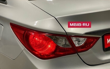 Hyundai Sonata VI, 2011 год, 900 000 рублей, 7 фотография