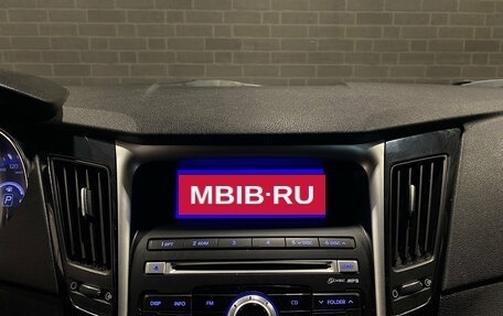 Hyundai Sonata VI, 2011 год, 900 000 рублей, 12 фотография
