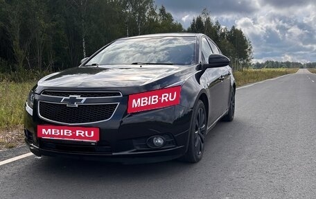 Chevrolet Cruze II, 2011 год, 645 000 рублей, 2 фотография