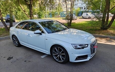 Audi A4, 2018 год, 2 200 000 рублей, 1 фотография