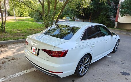 Audi A4, 2018 год, 2 200 000 рублей, 4 фотография