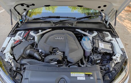 Audi A4, 2018 год, 2 200 000 рублей, 22 фотография
