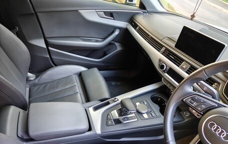 Audi A4, 2018 год, 2 200 000 рублей, 33 фотография