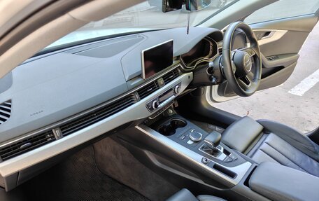 Audi A4, 2018 год, 2 200 000 рублей, 34 фотография